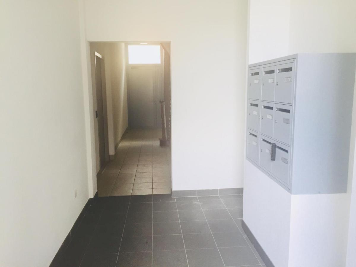Villa Tarbis Tarbes Centre Ville , Appartements Tout Confort Екстериор снимка